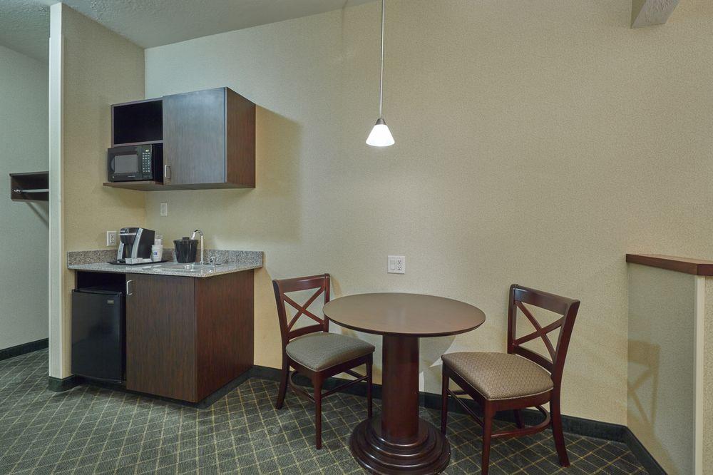 La Quinta Inn & Suites By Wyndham ספרינגפילד מראה חיצוני תמונה