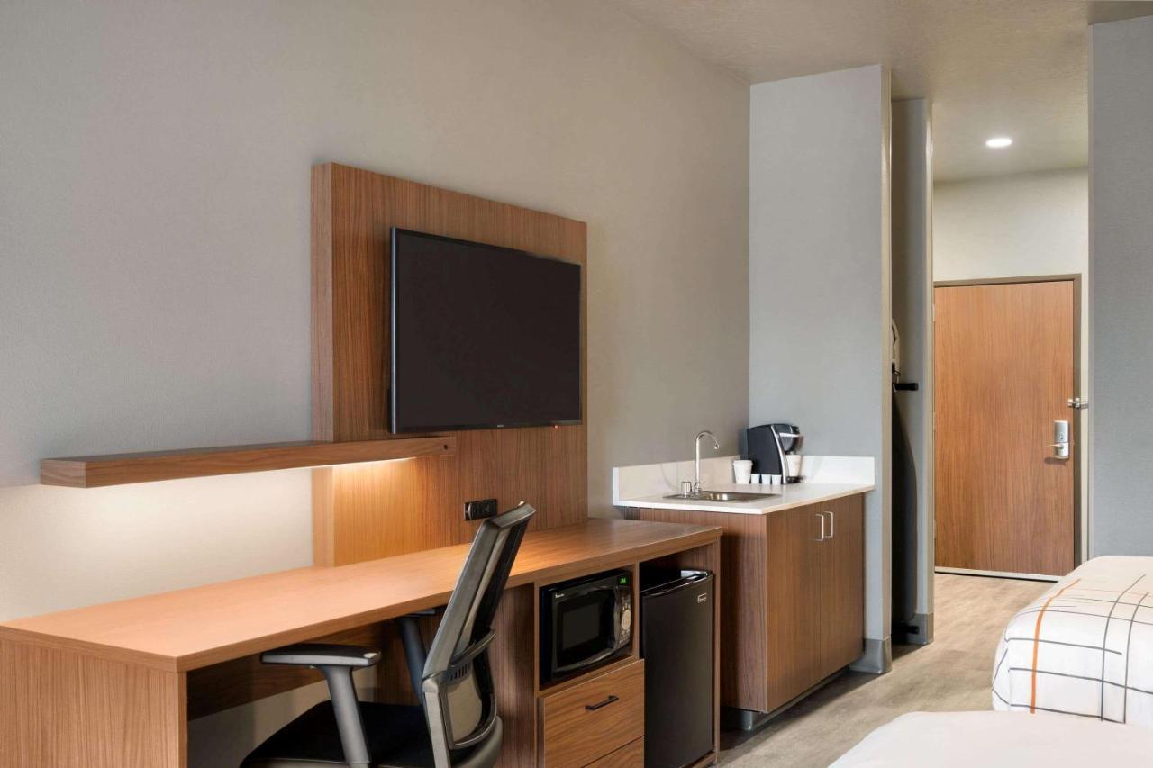 La Quinta Inn & Suites By Wyndham ספרינגפילד מראה חיצוני תמונה