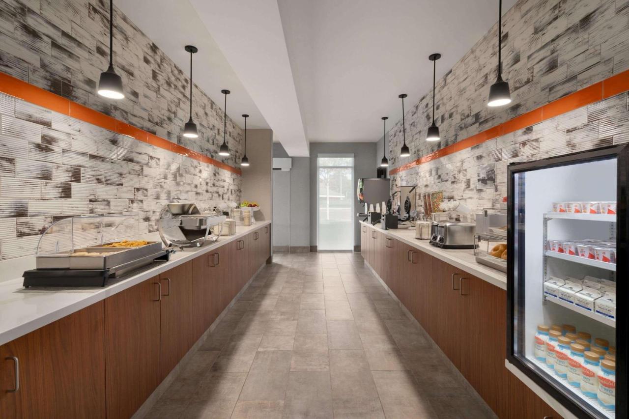La Quinta Inn & Suites By Wyndham ספרינגפילד מראה חיצוני תמונה